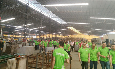 一片瓷磚的誕生 廣東陶企生產(chǎn)基地探秘之旅